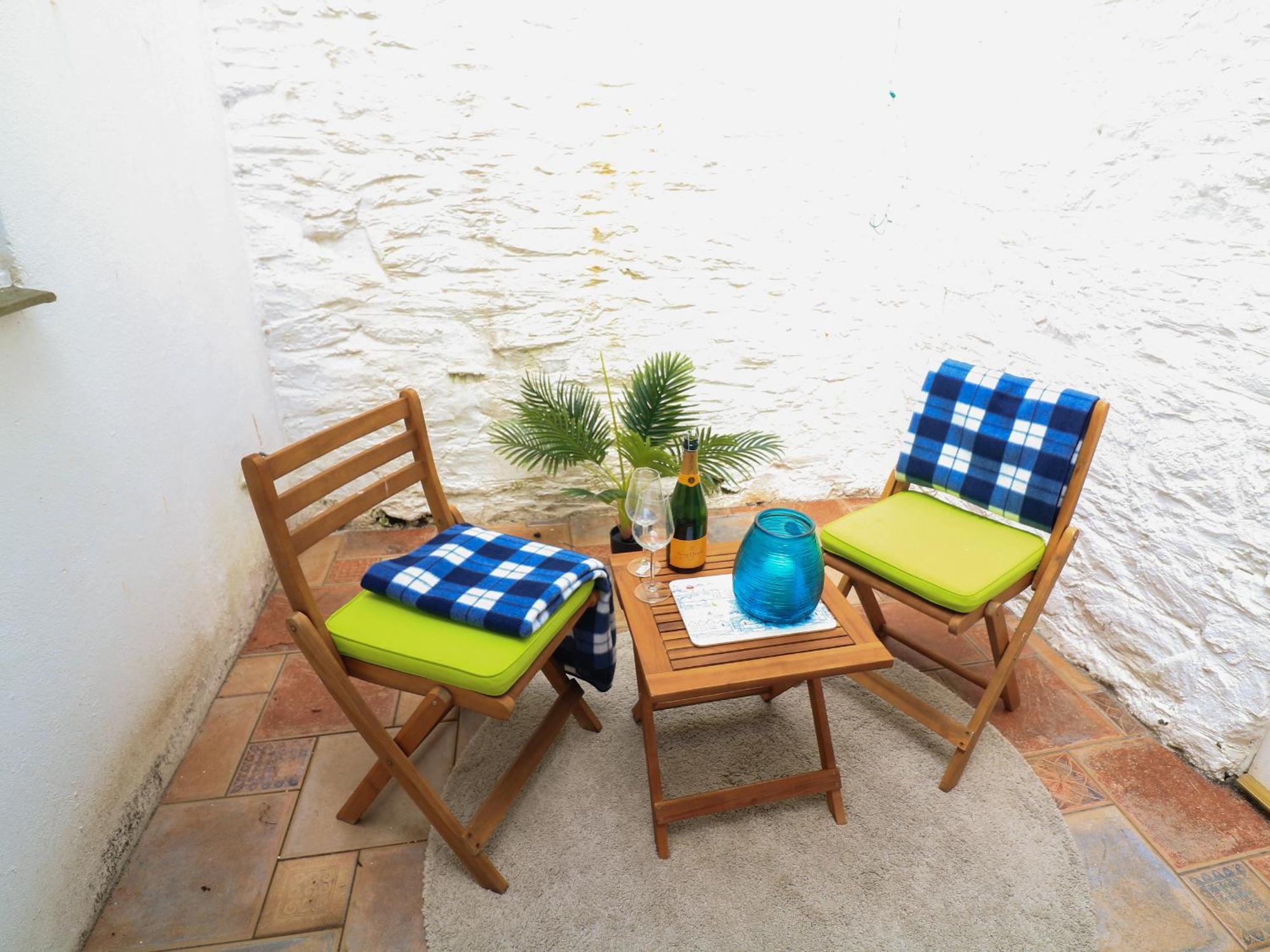 Quarter Deck Apartment Salcombe Bagian luar foto